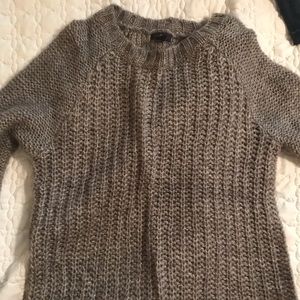 GAP sweater